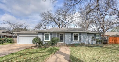 10 Brook Forest Ln, Hurst, TX 76053 - photo 3