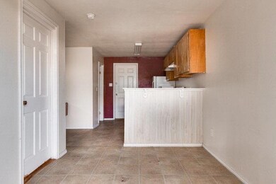 713 W Bell Ave, Pharr, TX 78577 - photo 3