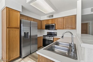 3141 Key Largo Dr unit 104, Las Vegas, NV 89120 - photo 6