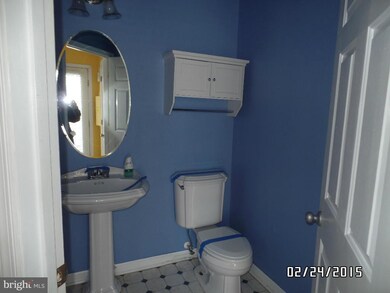 4212 Maple Path Cir, Nottingham, MD 21236 - photo 6