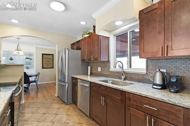 Beautiful open kitchen with Granite Countertops