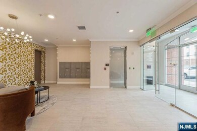 498 van Bussum Ave unit 209C, Saddle Brook, NJ 07663 - photo 4
