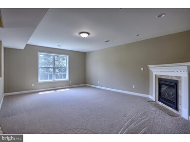 234 Springmont Dr, Reading, PA 19610 - photo 5