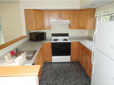 13 Sycamore Dr unit 13, White River Junction, VT 05001 - photo 6