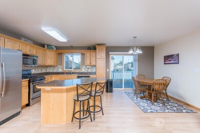 7 Kitchen