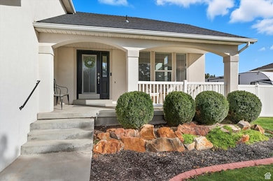 7721 S Village Bend Dr, Midvale, UT 84047 - photo 3