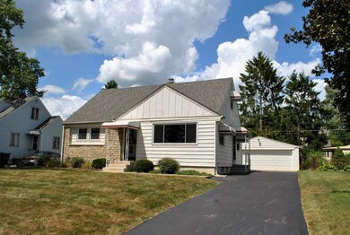 1260 Carbone Dr, Columbus, OH 43224 - photo 2