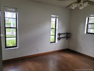 12911 SW 10th Ct, Davie, FL 33325 - photo 6