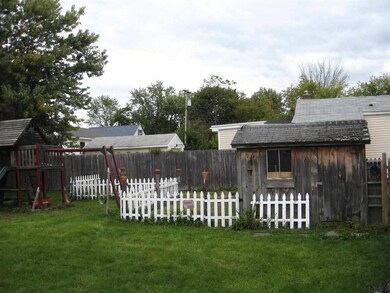 28 Wisconsin Ave, Rensselaer, NY 12144 - photo 4