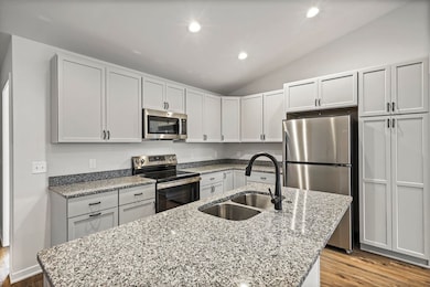 400 Orchid Ave, Stoughton, WI 53589 - photo 4