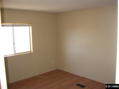 186 Garnet Cir, Mound House, NV 89706 - photo 6