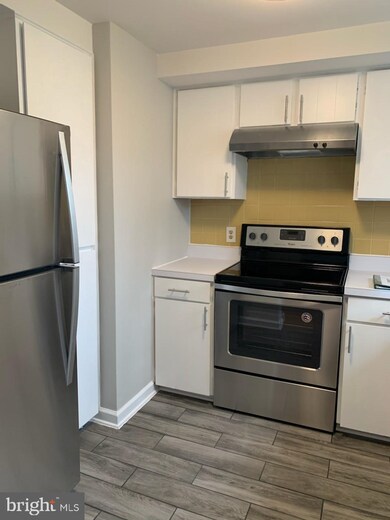 4814 30th St S unit B2, Arlington, VA 22206 - photo 4