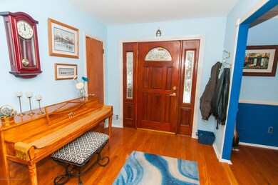 9 Wylie Terrace, Morganville, NJ 07751 - photo 5