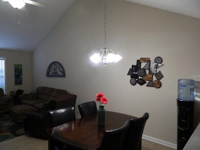 Living / Dining 2