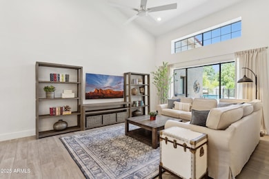 7508 E Aster Dr - Living