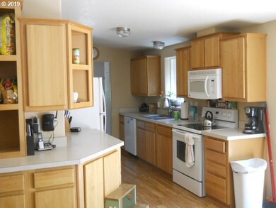 707 SE Hillcrest Rd, John Day, OR 97845 - photo 5