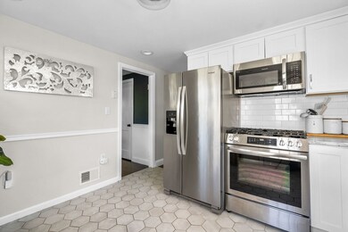 94 Hibiscus Ave, Weymouth, MA 02188 - photo 7