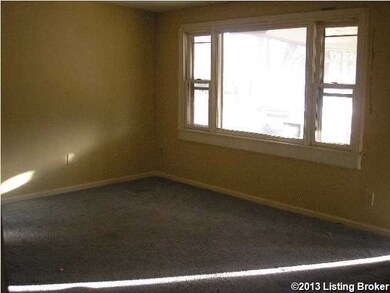 8000 Sherry Lynn Ct, Louisville, KY 40228 - photo 2