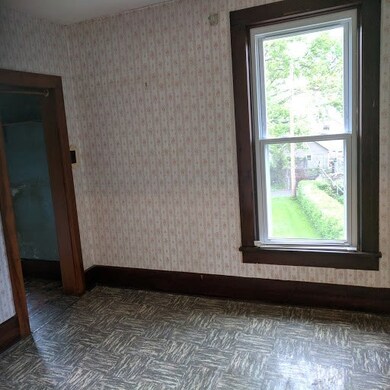 1112 Hopley Ave, Bucyrus, OH 44820 - photo 5