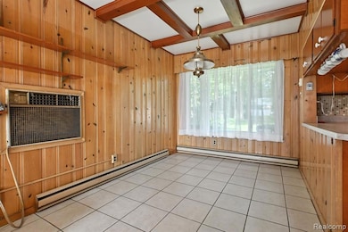 8814 Pellett Dr, Whitmore Lake, MI 48189 - photo 3