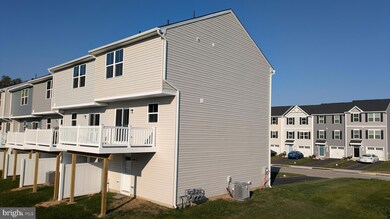 309 Hamilton Ln, Valley Township, PA 19320 - photo 2