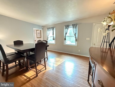 11223 Beales Branch Ln, Remington, VA 22734 - photo 4