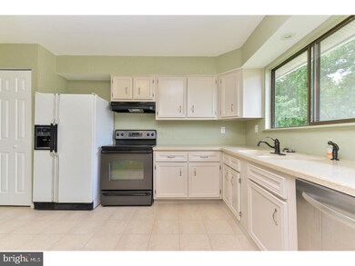 10 Spectrum Dr, Newark, DE 19713 - photo 7