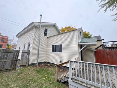 610 Franklin St, Ogdensburg, NY 13669 - photo 3