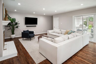 6938 Santa Maria Ln, Dallas, TX 75214 - photo 6