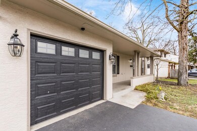 5229 Honeytree Loop W