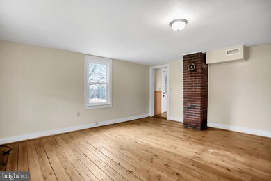 24855 Raven Rock Rd, Sabillasville, MD 21780 - photo 3