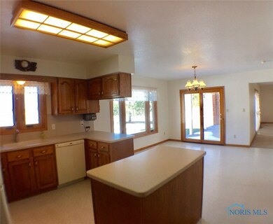 19185 W Trowbridge Rd, Martin, OH 43445 - photo 7