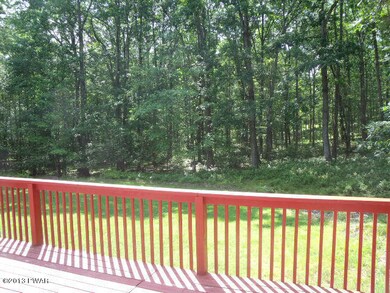 833 Redstart Ct, Lackawaxen Township, PA 18428 - photo 5