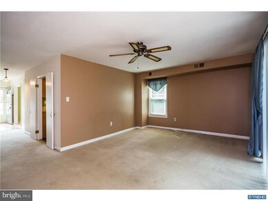 123 Center Ct unit 123, Wilmington, DE 19810 - photo 5