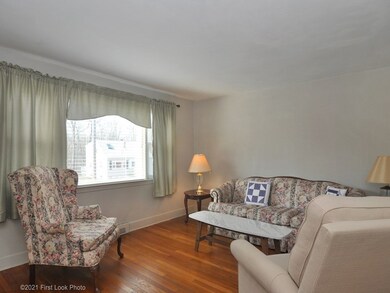 780 Valentine St, Fall River, MA 02720 - photo 4