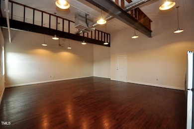 Living Rm Kitchen Overview2