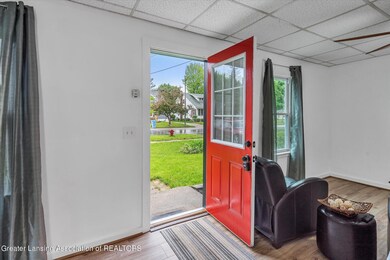 06-625-E-Cavanaugh-Rd-WindowStill-Real-E