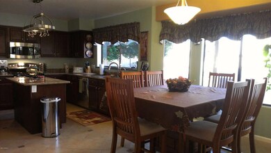 Eat In Kitchen 2