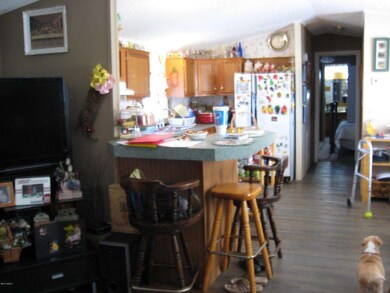 2493 W Tepee Street 006