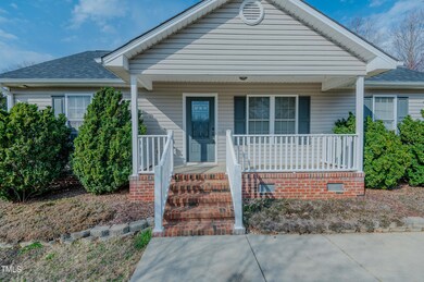 2562 Foxfire Ln, Burlington, NC 27217 - photo 3