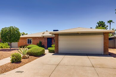 2439 E Inverness Ave Mesa AZ-large-002-0