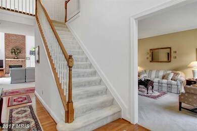 11709 Hunters Run Dr, Cockeysville, MD 21030 - photo 2