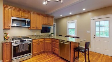 41 N Worcester Ave, Worcester, MA 01606 - photo 6