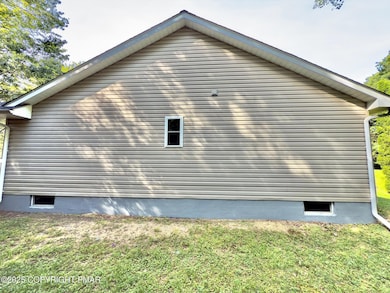 130 Piney Woods Dr, Jim Thorpe, PA 18229 - photo 3