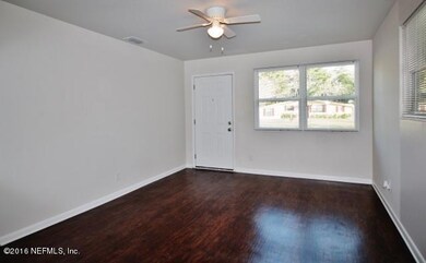 6714 Peter Rabbit Dr N, Jacksonville, FL 32210 - photo 2