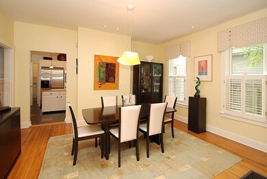 Dining Room_4