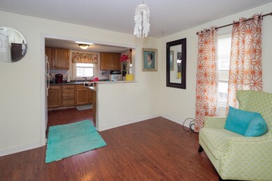 406 E Franklin St-107