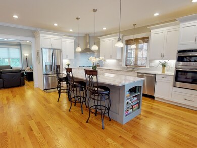 22 Grove St unit 1, Watertown, MA 02472 - photo 2