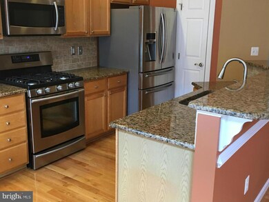 4314 Thomas Brigade Ln, Fairfax, VA 22033 - photo 6