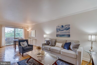 4600 Connecticut Ave NW unit 817, Washington, DC 20008 - photo 3